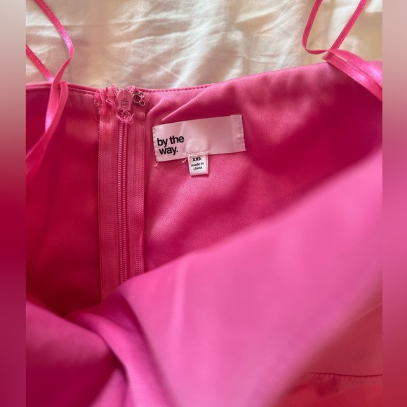 Dress - Picture 3 of 4